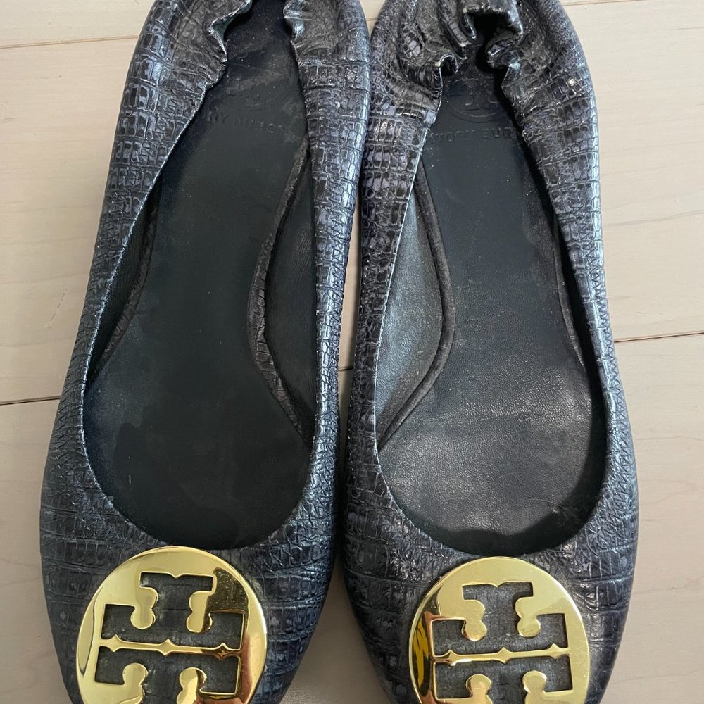 navy tory burch flats